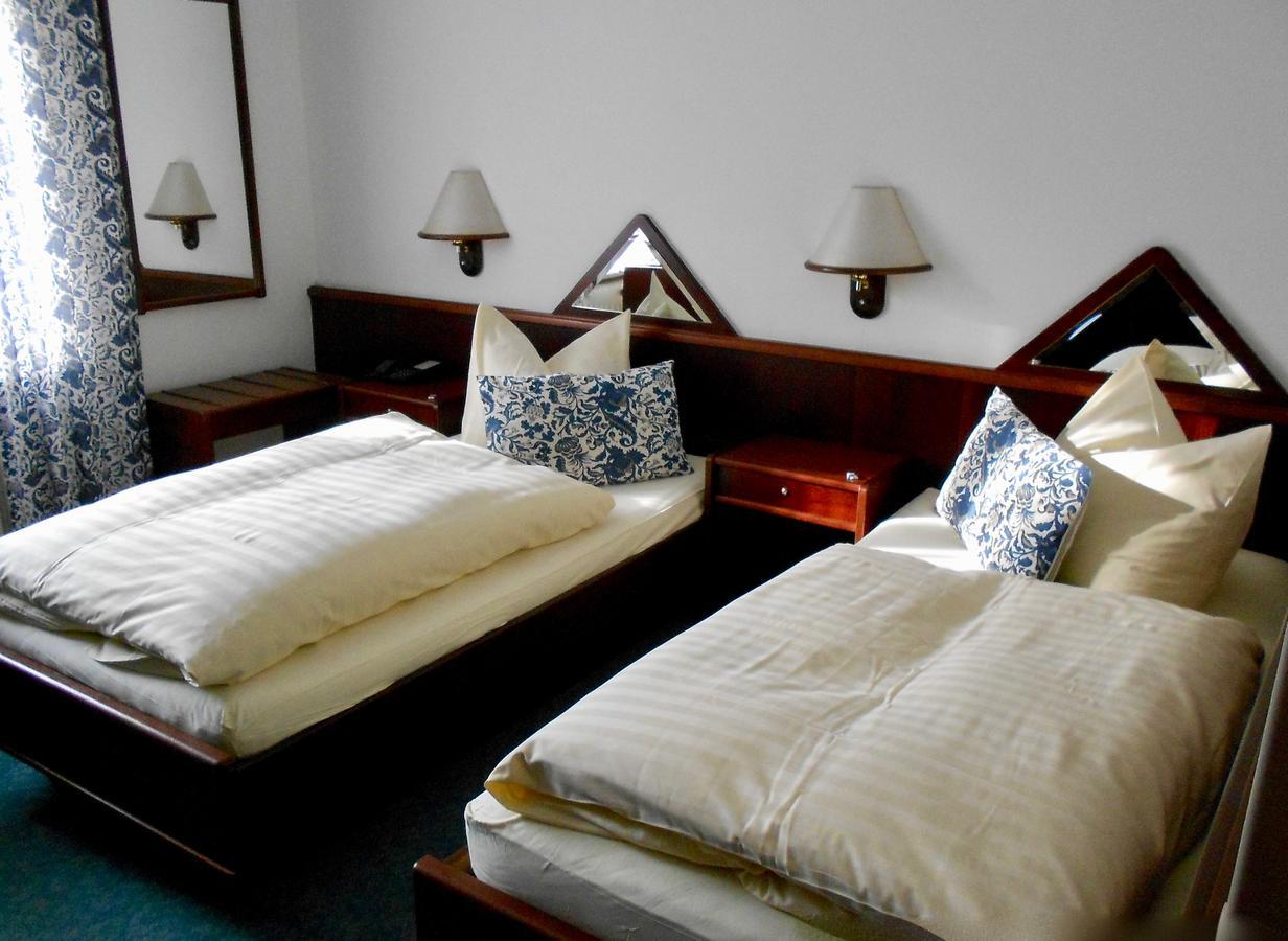 Hotel Froschkoenig Battenhausen Ngoại thất bức ảnh